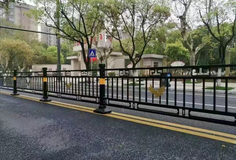 道路防護欄